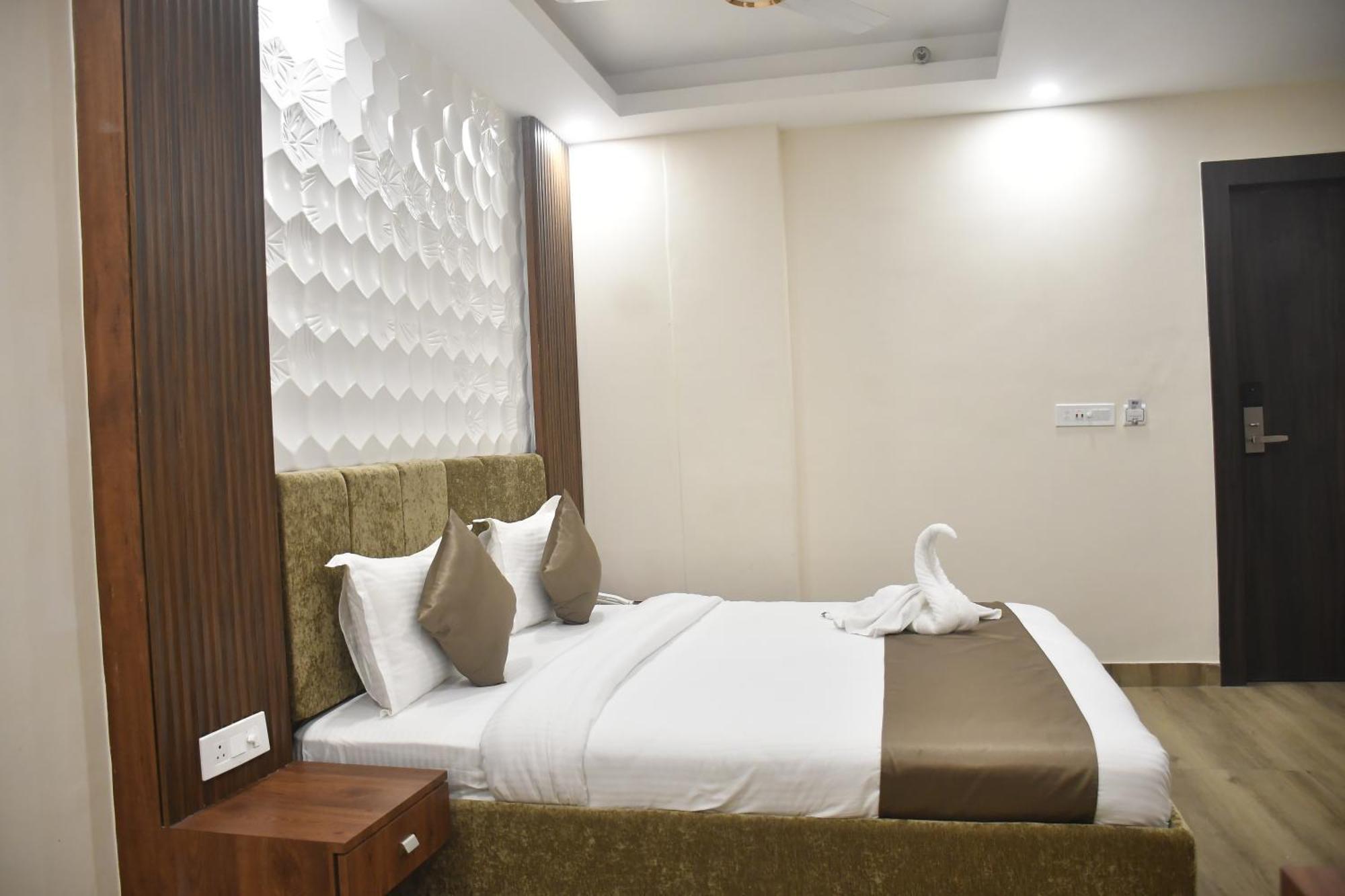 Hotel Eden Garden Asansol Exterior photo